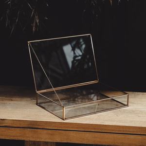 Boîte de rangement en verre avec cadre en métal rose doré de luxe en gros pour bijoux et maquillage, décorations pour la maison - Product Image 3