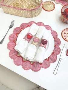 Anneaux de serviette en rotin tressés à la main, design cœur coloré, pour la décoration de table à la maison, au café, lors d'événements et de fêtes - Product Image 3