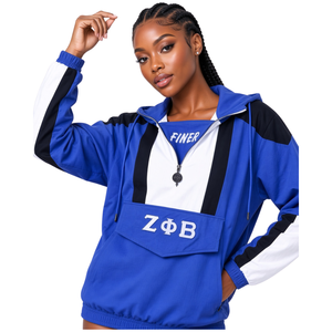 Chaqueta Anorak Zeta Phi Beta Azul Rey, Negra y Blanca, con Capucha, Media Cremallera, Letras Griegas Bordadas, Ligera - Product Image 1