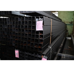 Tubo de acero cuadrado negro laminado en caliente, sin aleación, sin aceite, según norma ASTM, para doblar según el peso teórico. - Product Image 1