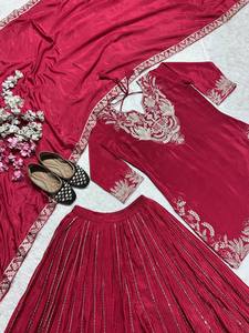 Robe midi traditionnelle indienne pakistanaise pour femmes, brodée de rouge, coupe régulière, toutes saisons - Product Image 2