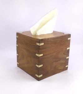 Caja de pañuelos de madera de lujo con esquinas de latón antiguo, dispensador de servilletas hecho a mano para hotel, hogar, coche, decoración de mesa - Product Image 1