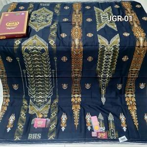 BHS Excellent Gold Sarong Lungi-Traditional Mix Elegant Jacquard JGR type - Product Image 6