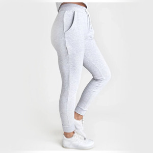Pantalon de sport moderne pour femme, coupe ajustée, taille haute, en tissu extensible, idéal pour l'entraînement et les séances de fitness - Product Image 5