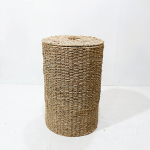 Cesto de ropa cilíndrico de mimbre marino con tapa, ecológico y de gran venta. - Product Image 1