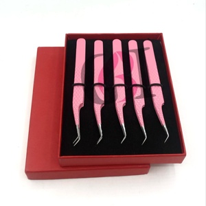 Pince à épiler GETUP BROSONS IMPEX en acier inoxydable, nouvelle, rose clair, revêtement poudré, pointe diamantée à 45 degrés, pointe argentée, pour cils - Product Image 1