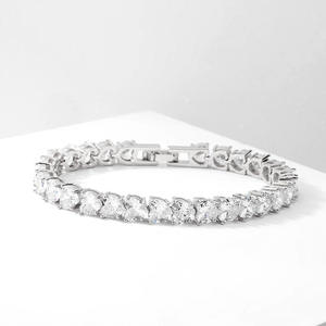 Bracelet tennis en moissanite plaqué argent, taille cœur, certifié VVS1 GRA, style hip-hop, cadeau de luxe tendance - Product Image 2