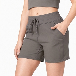 Shorts Casuales Contemporáneos para Mujer, Estilo con Bolsillos Funcionales, Cómodos, Flexibles, Diseño para el Movimiento Diario - Product Image 5