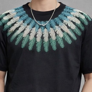 T-shirt surdimensionné en coton pour homme, imprimé ailes de plumes, col rond, décontracté de luxe, à manches courtes, fabricant de vêtements - Product Image 5