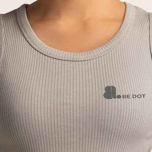 Camiseta sin mangas de punto acanalado informal para mujer, de algodón ecológico, de secado rápido, transpirable, con cuello redondo, para verano. - Product Image 3