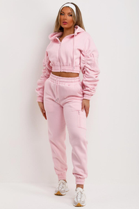 Conjunto Deportivo Rosa para Mujer, Top Corto con Capucha, Pantalones Largos, Color Sólido, Estilo Casual Holgado, Ropa Deportiva para Otoño - Product Image 5