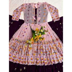 ชุดปาร์ตี้2XL ดีไซเนอร์สวมกับ lehenga choli Koti ที่สวยงาม - Product Image 2