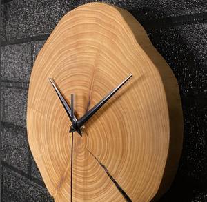 Reloj de Pared Analógico de Cuarzo de Madera Rústico Hecho a Mano, Diseño Moderno y Abstracto, Funciona con Batería, Regalo de Boda, Decoración del Hogar - Product Image 2