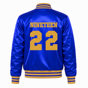 Chaqueta Universitaria Azul Satinado para Mujer Sigma Gamma Rho con Botones a Presión, Letras Griegas Bordadas, Cuello y Puños de Punto a Rayas, Ropa Universitaria - Product Image 4