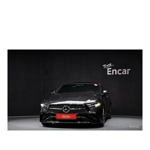 Mercedes-Benz CLS300d 4MATIC 2023, Euro V, Diesel, Automatique, Volant à Gauche, Caméra Arrière, 100 408 km - Product Image 3