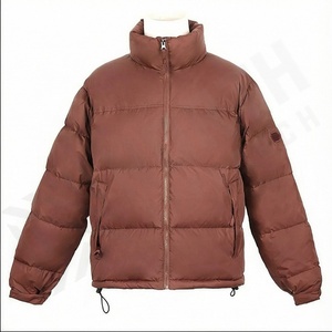 Chaqueta acolchada brillante para hombre con tarifa mayorista de fabricante pakistaní, prendas de vestir de moda, suministro en línea del mercado, chaqueta de burbujas de nailon para invierno - Product Image 2