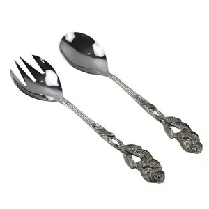 Ensemble de couverts de luxe en métal pour salade, idéal pour les restaurants, cafés et la restauration contemporaine - Product Image 6