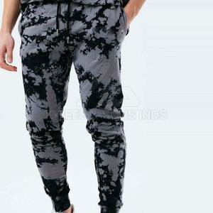 Low Price <b>Men</b> Tracksuit Fashion Wear Winter <b>Pullover</b> <b>Men</b> Tracksuit Premium Quality <b>Men</b> Tracksuit For Sale - Product Image 4