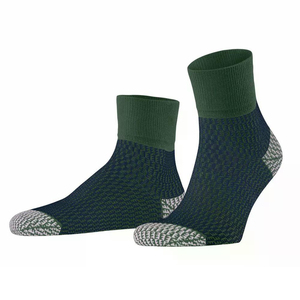 OEM Customized Crew <b>Socks</b> Breathable Athletic Quick Dry <b>Socks</b> for <b>Men</b> and Women with Personalized Design and High Quality Logo - Product Image 1