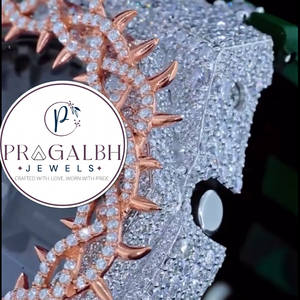 นาฬิกาเพชร Pragalbh Jewels รุ่น Iced Out Thorn Bezel หรูหรา สายสแตนเลสสตีลและยาง สำหรับผู้ชาย ผู้หญิง งานปาร์ตี้ นาฬิกาโมอิสซาไนต์ - Product Image 4