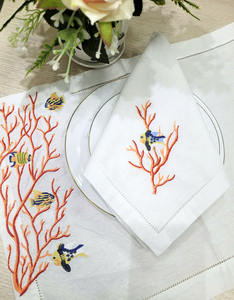 Serviettes de table en coton brodées sur mesure, style corail, avec ourlet festonné, pour événements à domicile et mariages - Product Image 2