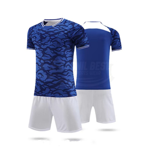 Ensemble de maillot de football camouflage bleu personnalisé pour homme, col en V, manches courtes, polyester respirant, coupe athlétique toutes saisons - Product Image 5