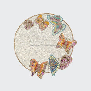 Chemin de table moderne de luxe fait à la main en argent doré royal blanc perlé écologique sur mesure pour la décoration de mariage - Product Image 2