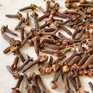 Cloves Elite Harvest Bud Selection For Retail Supply Chains Featuring Strong Fragrance And Rich Flavor - Product Image 6