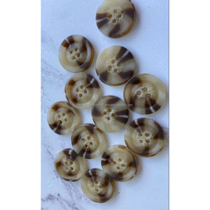 Botón de cuerno real Botones de hueso de vaca en blanco para ropa Botones naturales de alta calidad para la venta - Product Image 5