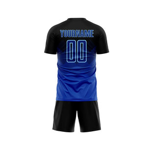 Conjunto de Camiseta y Pantalones Cortos de Entrenamiento de Fútbol Sublimados con Etiqueta Personalizada a Precios Económicos, Uniformes de Fútbol Sublimados para Hombre con Logotipo Personalizado - Product Image 4