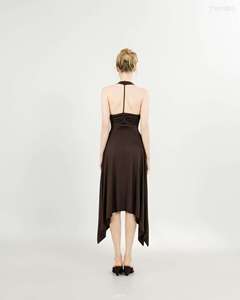 Vestido Maxi de Alta Calidad para Mujer con Escote en V Profundo, Espalda Descubierta y Diseño de Pañuelo ET3638, Fabricante Mayorista de Ropa de Fiesta - Product Image 6