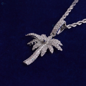 Pendentif Palmier Tropical en Diamant de Laboratoire Entièrement Sertie de Micro-Pavés, Pendentif Bling de Luxe Style Hip Hop - Product Image 5