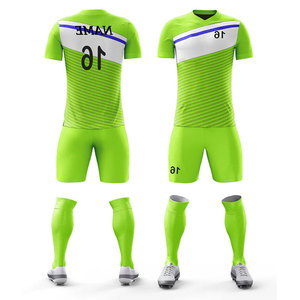 Fabricante de Uniformes de Fútbol Personalizados de Alta Calidad, Ropa para Hombre Adulto, Uniformes de Fútbol de Secado Rápido, Uniformes Sublimados Transpirables - Product Image 1