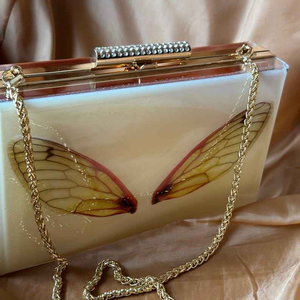 Nouvelle pochette de soirée en résine pour femme, grande capacité, finition brillante, look royal et élégant, pochette en résine faite à la main par MULTI CRAFT - Product Image 1