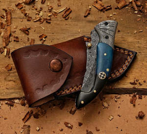 Cuchillo Plegable de Acero de Damasco con Mango Azul y Hoja de Punta Caída, Cuchillo Utilitario para Camping y Actividades al Aire Libre con Apertura de Perilla - Product Image 5