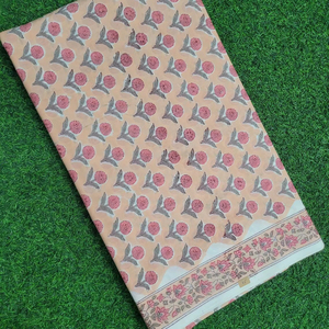 Tissu en coton respirant imprimé Mugal Butta, fait main en Inde, pour la confection de robes pour filles et femmes, idéal comme cadeau de couture. - Product Image 1