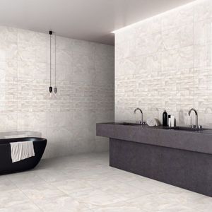 Azulejo cerámico blanco brillante de 300x600, diseño de pared elegante y minimalista, adecuado para interiores de oficinas, edificios comerciales, formato grande - Product Image 1