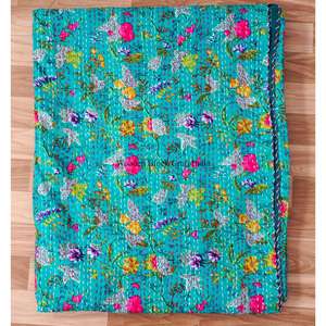 Couvre-lit réversible et jeté de luxe traditionnel indien en tissu Kantha à motif Paisley imprimé pour la maison - Product Image 6