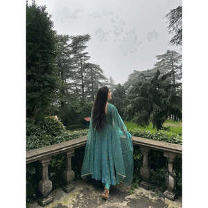 Conjunto de traje Anarkali de diseñador para mujer, ropa de fiesta con nuevo estilo elegante - Product Image 2