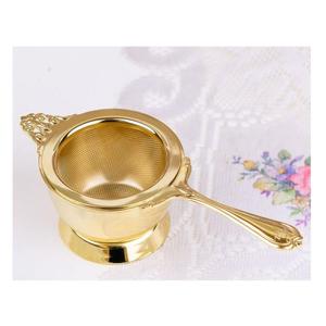 Coladores de té de alambre de latón dorado con mango largo, infusores de té metálicos tejidos a mano para filtro de té de hojas sueltas a bajo precio - Product Image 1