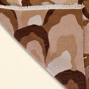 Alfombra Floral Antideslizante Ecológica Hecha a Mano en Color Beige Marrón Golden Dahlia, Alfombra de Lana de Lujo con Diseño Floral Grande para Sala de Estar - Product Image 4