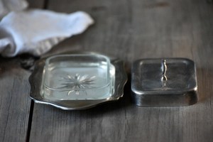 Metal Butter Holder with Cover for Fridge and Table Use - Product Image 5