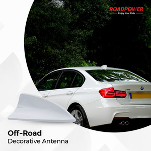 Antenne de voiture universelle Roadpower (RP-ANT-BE-882) en forme d'aileron de requin, antenne de toit décorative antistatique, design élégant et facile à installer - Product Image 5