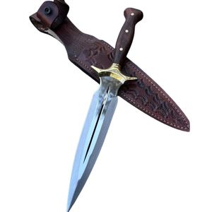 Cuchillo de caza con mango de madera, guardacuchillo de latón, hoja de acero al carbono con punta de lanza, filo recto y funda de cuero. - Product Image 2