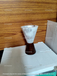 Brûleur d'encens arabe élégant en résine incrustée de bois fabriqué à la main Mabkhara religieux écologique durable pour des cadeaux spéciaux Eid - Product Image 2