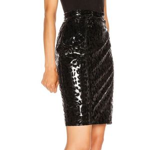 กระโปรงมินิสั้นหนังแท้สีดำคุณภาพสูง ดีไซน์แฟชั่นหรูหราทันสมัย ระบายอากาศได้ดี สวมใส่สบาย - Product Image 5