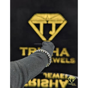 Anillo solitario de moissanita VVS con corte radiante premium, plata de ley 925, joyería de compromiso de Trisha Jewels - Product Image 2