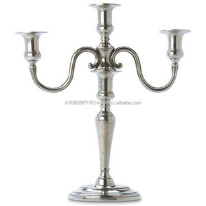 Candélabre décoratif en aluminium d'aspect antique pour la maison et la pièce maîtresse d'événement avec un design traditionnel élégant - Product Image 5