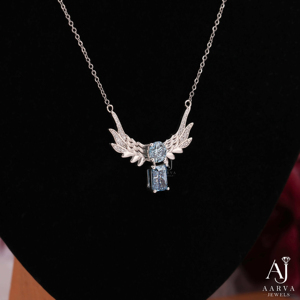 Pendentif Moissanite le plus vendu, collier en argent sterling de qualité supérieure, bijou raffiné pour femme, accessoire pour usage quotidien, cadeau en promotion - Product Image 1