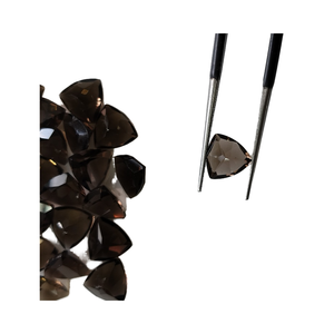 Piedra Preciosa Suelta de Cuarzo Ahumado Natural de 8 mm, Corte Trillón, para Diseños Delicados - Product Image 1